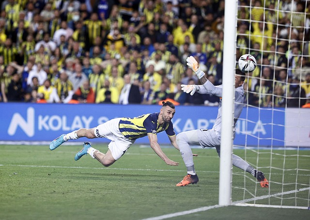 防守球员常 防守球员常